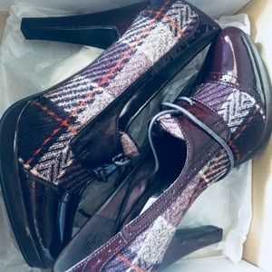 Steve Madden wine colored leather/wool combo heels